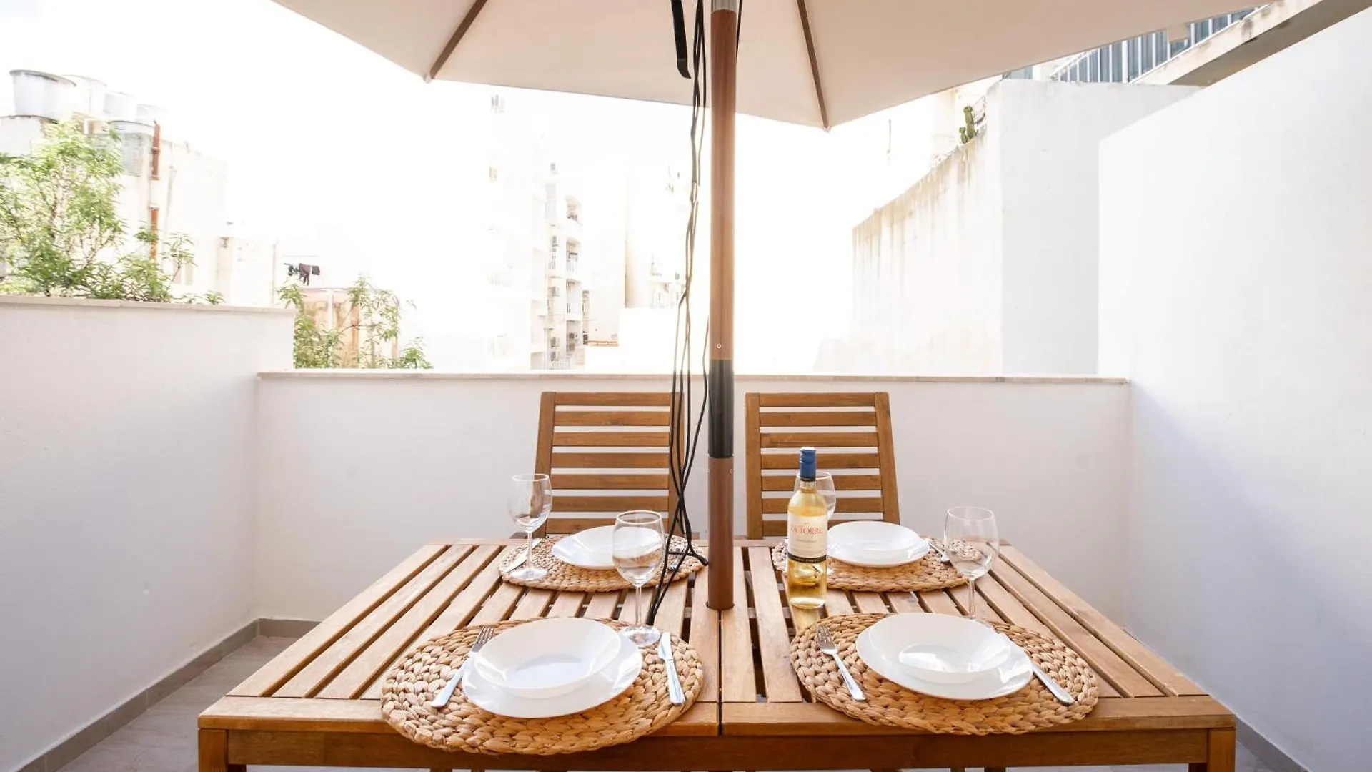 Brand New 2 Bed 2 Bath Apartment In Sliema By The Sea