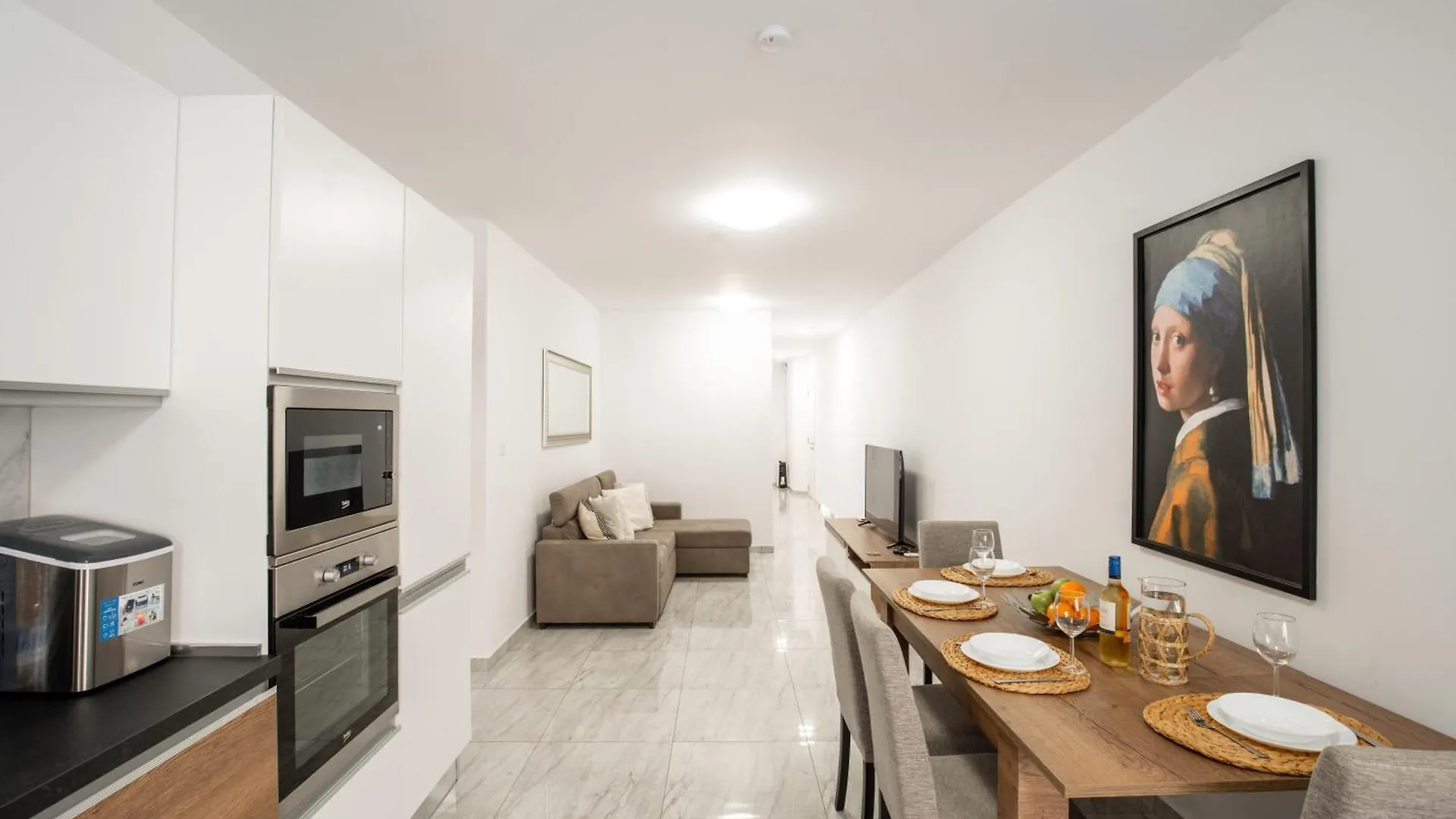Brand New 2 Bed 2 Bath Apartment In Sliema By The Sea Malta