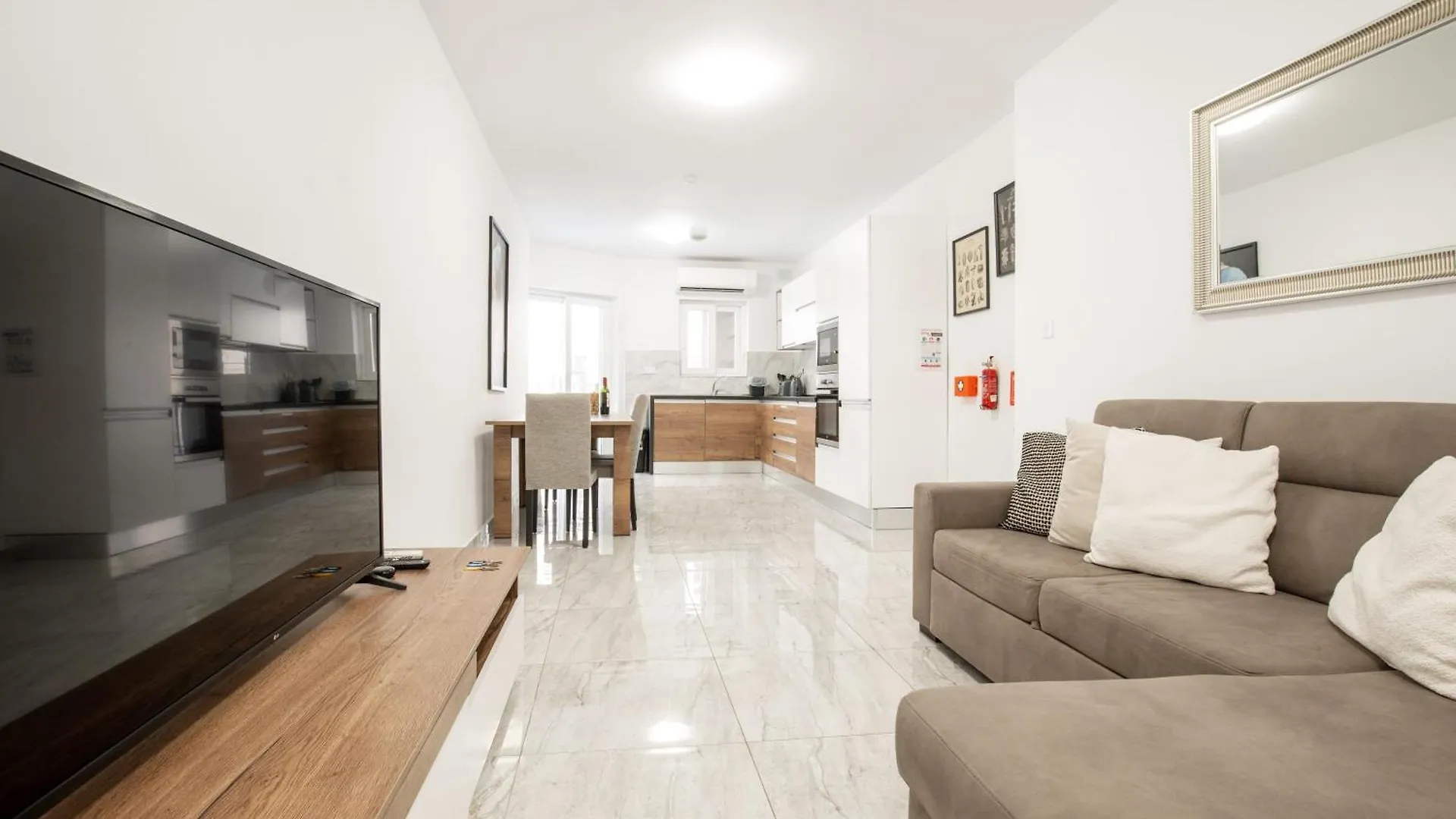 Brand New 2 Bed 2 Bath Apartment In Sliema By The Sea Malta