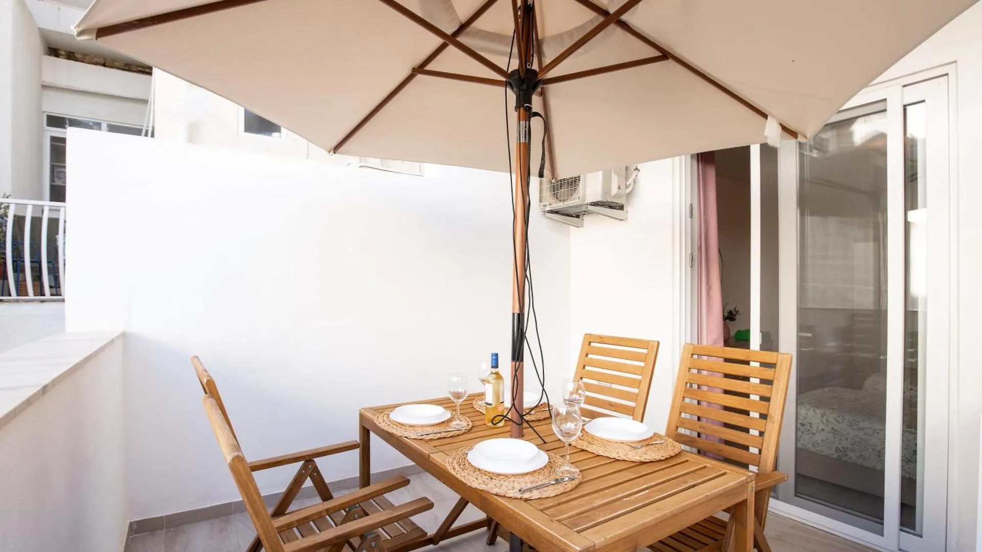 Brand New 2 Bed 2 Bath Apartment In Sliema By The Sea