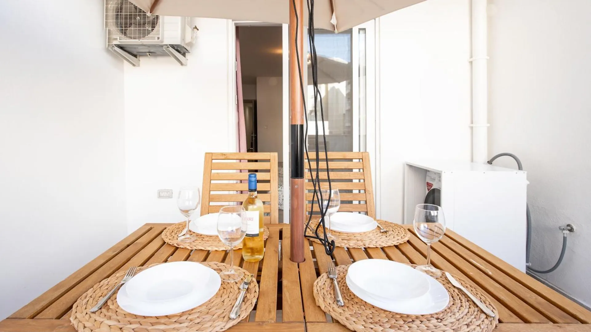 Brand New 2 Bed 2 Bath Apartment In Sliema By The Sea