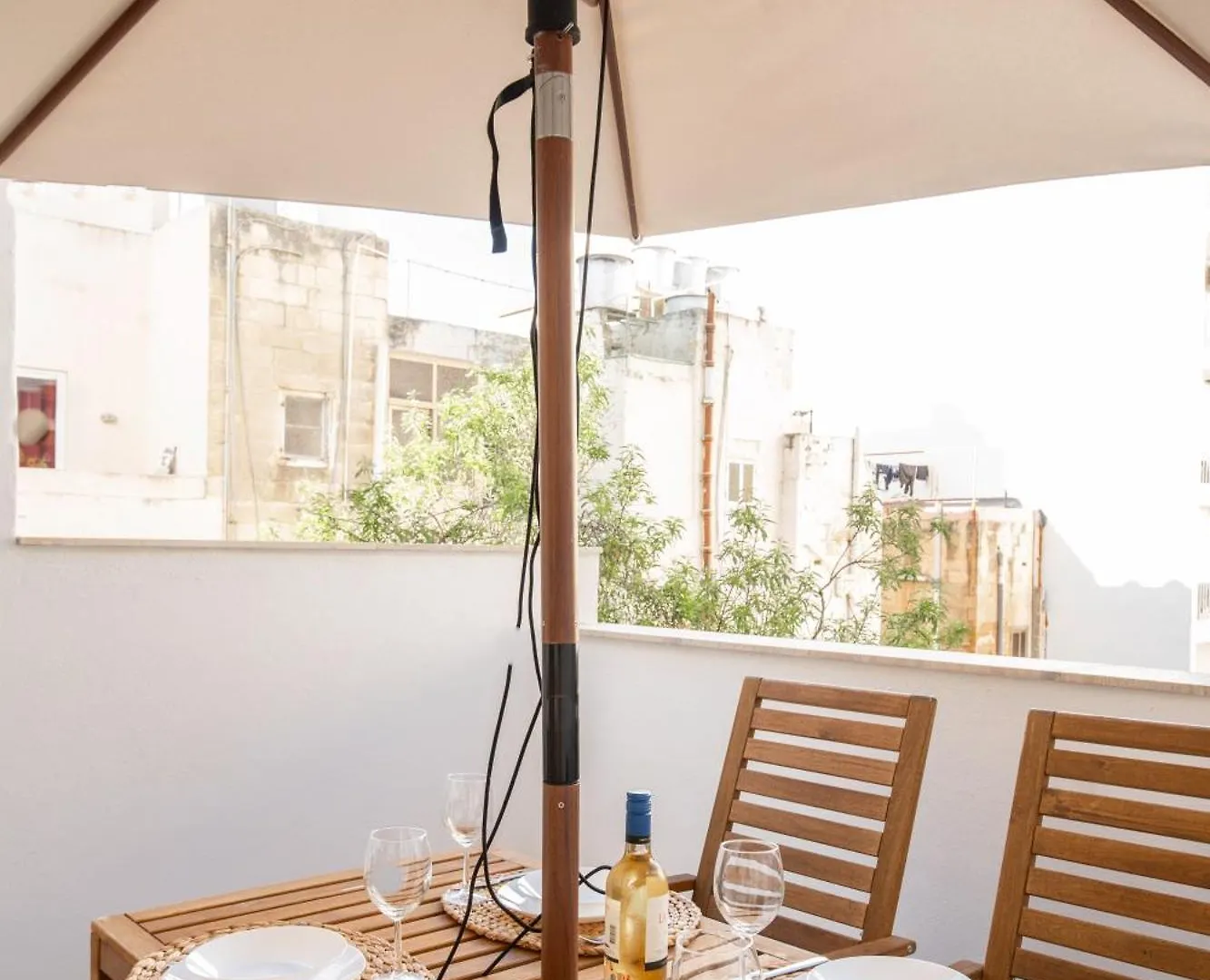 Brand New 2 Bed 2 Bath Apartment In Sliema By The Sea